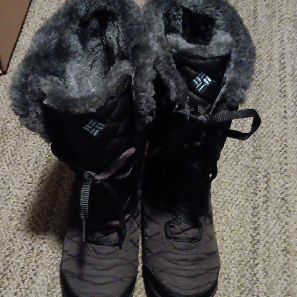 Kids Black Quilted Winter Boots